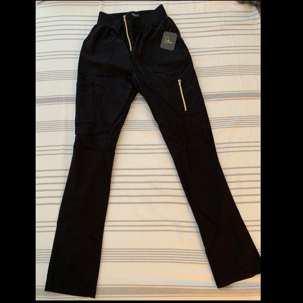 Jaanuu scrub pants